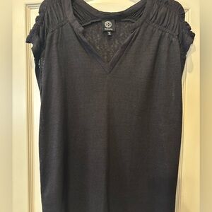 bobeau Black V-Neck Short Sleeve Smocked Shoulder Top